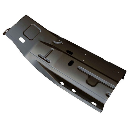 Front section outer floor - outer,